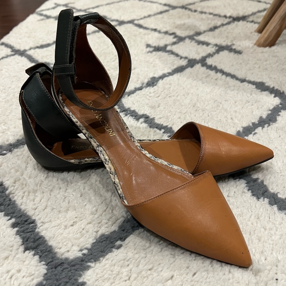 Enzo Angiolini Flats. Size 8. Neutral Tones brown/olive. Used in good condition